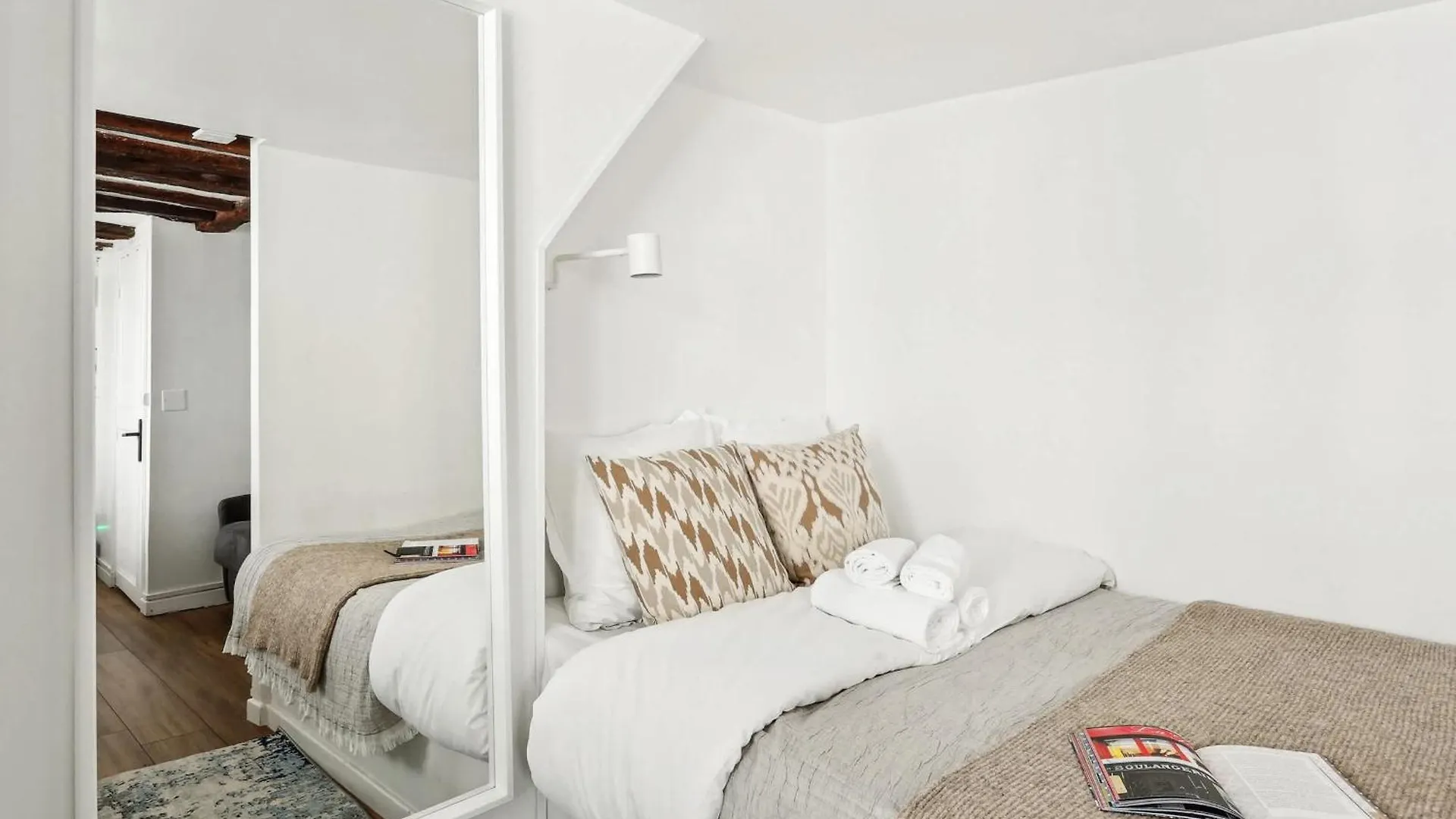 Apartment Bnbnova - Le Marais & Francs Bourgeois Paris